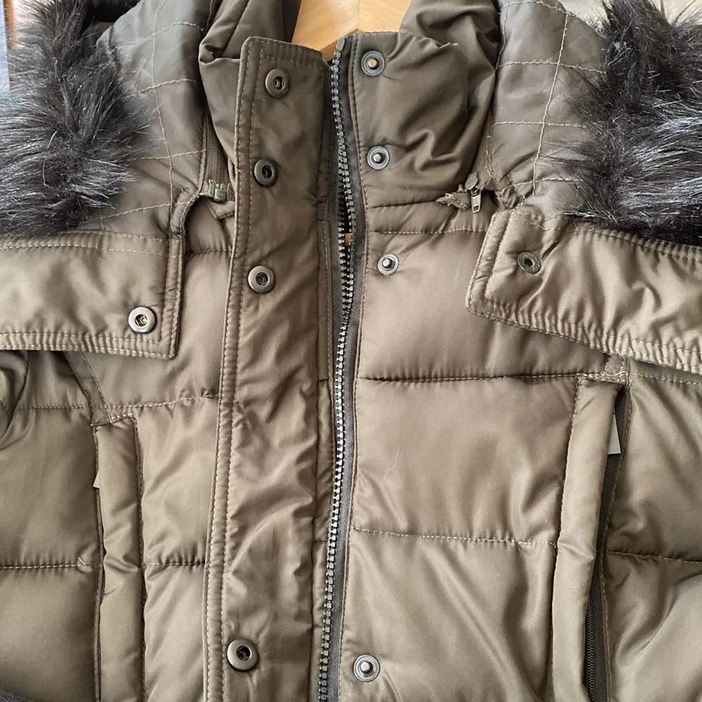 French Connection XS Winter Puffer Coat with Removable Hood Extra Small - Image 8