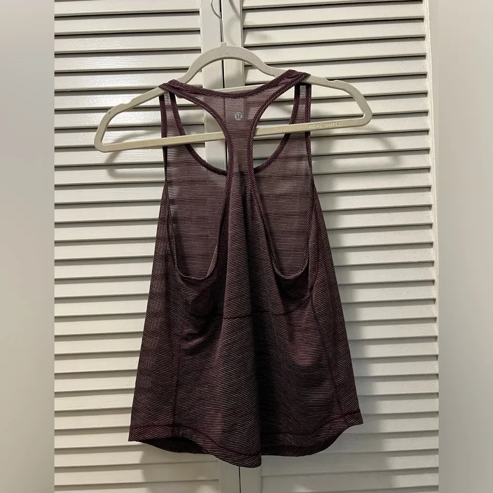 LULULEMON Long Distance Tank Top *Textured
Mesh SE Racerback - Image 8