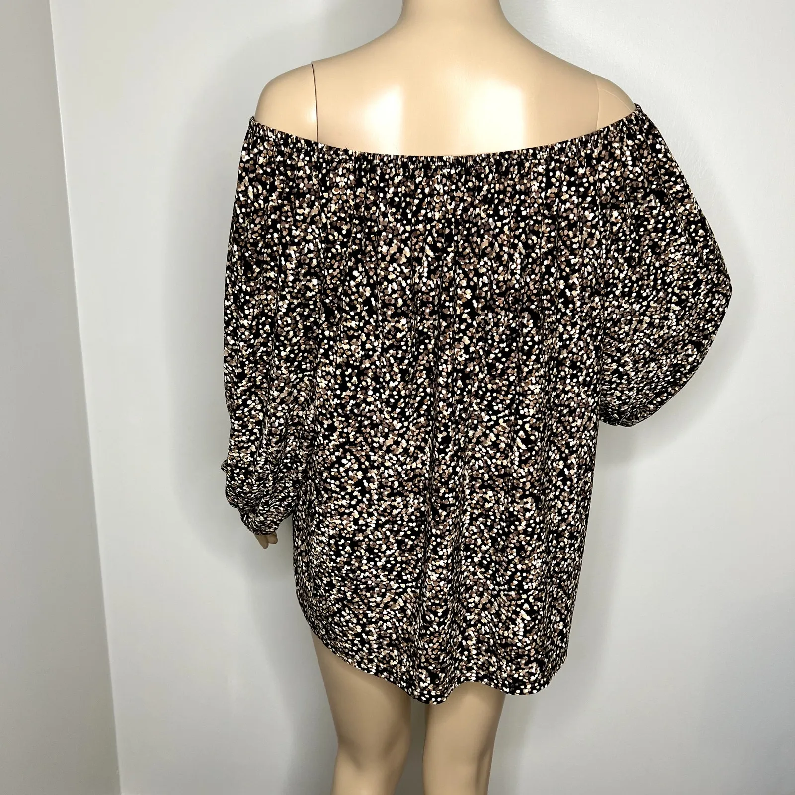 Anne Klein Polka Dot Off Shoulder Top - Image 3