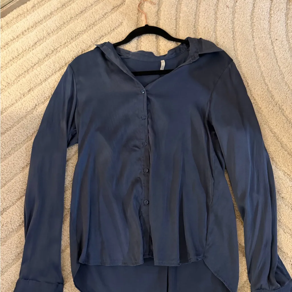 Intimissimi blue button down silk shirt - Image 3