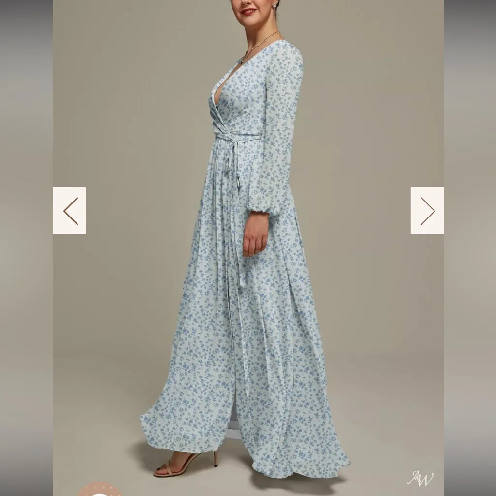 AW bridalDIVAN DRESS
Skyblue Star Floral wedding formal party $135 party winter Blue Size 0 - Image 4