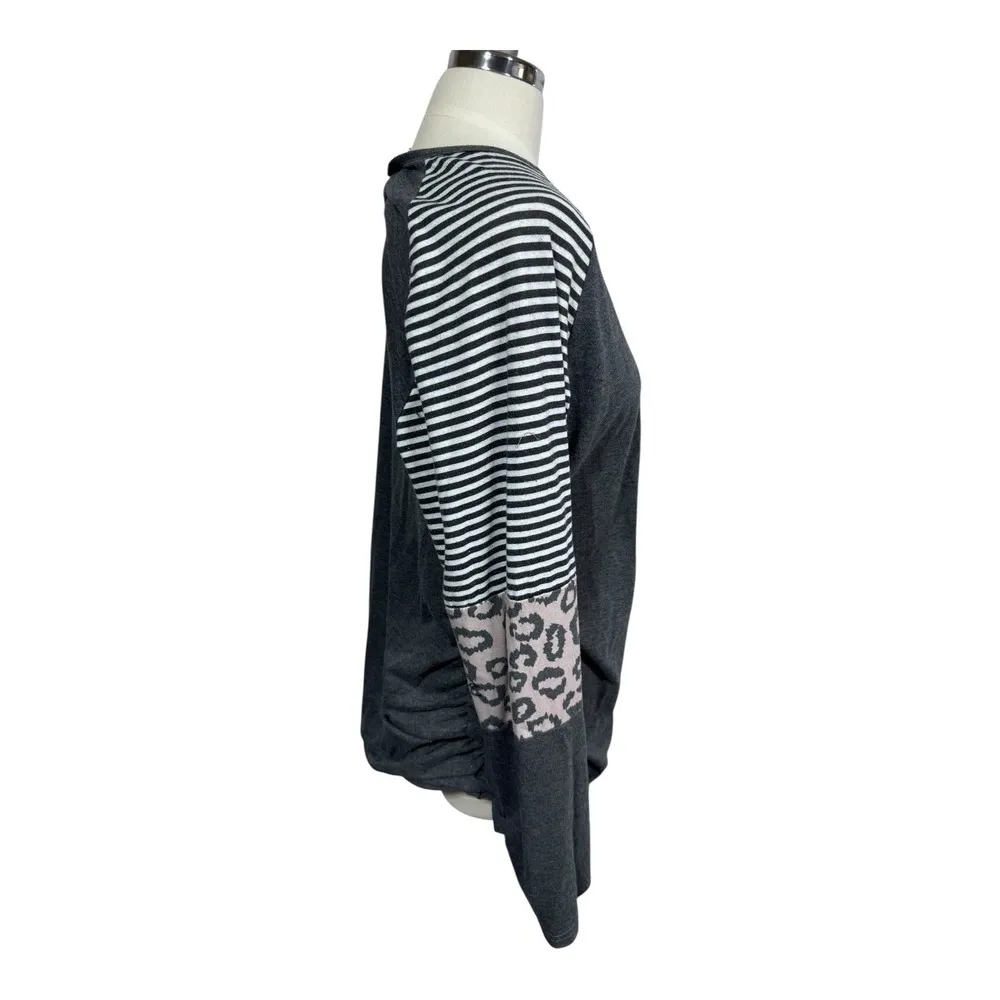 BHome Gray Raglan Striped Leopard Long Sleeve Crewneck Ruched Tunic Top Size XXL - Image 5