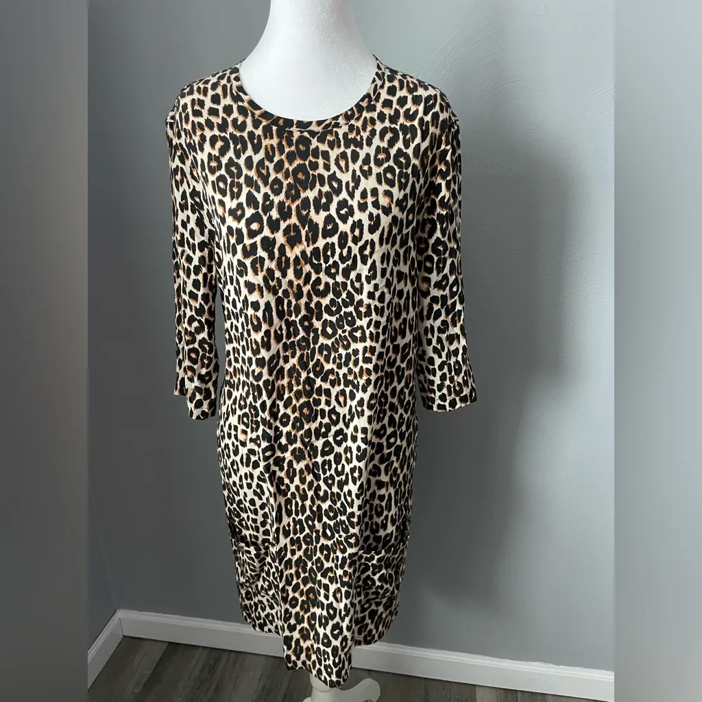 Equipment Women's Aubrey Dress in a leopard print pattern - Image 4