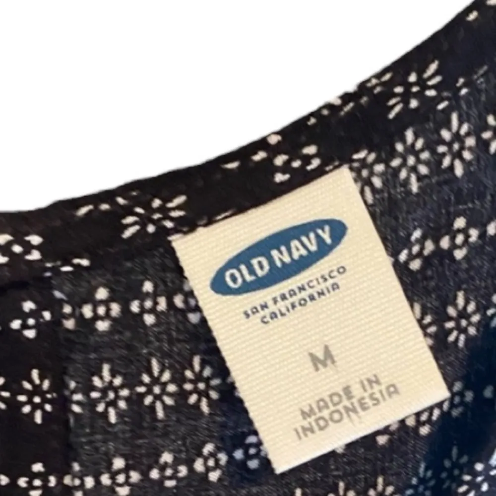 Black Old Navy Top Bohemian Pattern Design Lightweight Shirt Women’s Size Medium - Image 2