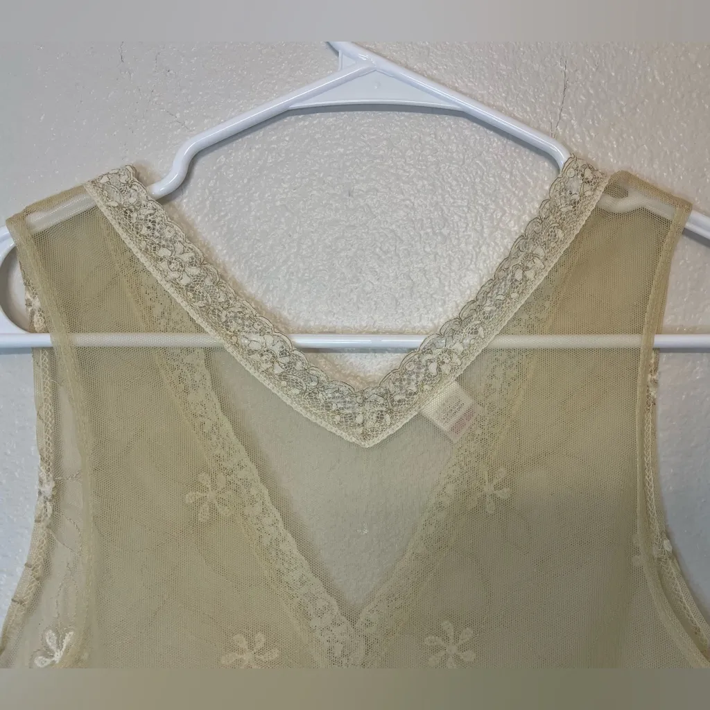 Only Hearts by Helena Stuart Y2K Cream Floral Lace Sheer Top Size‎ S - Image 6
