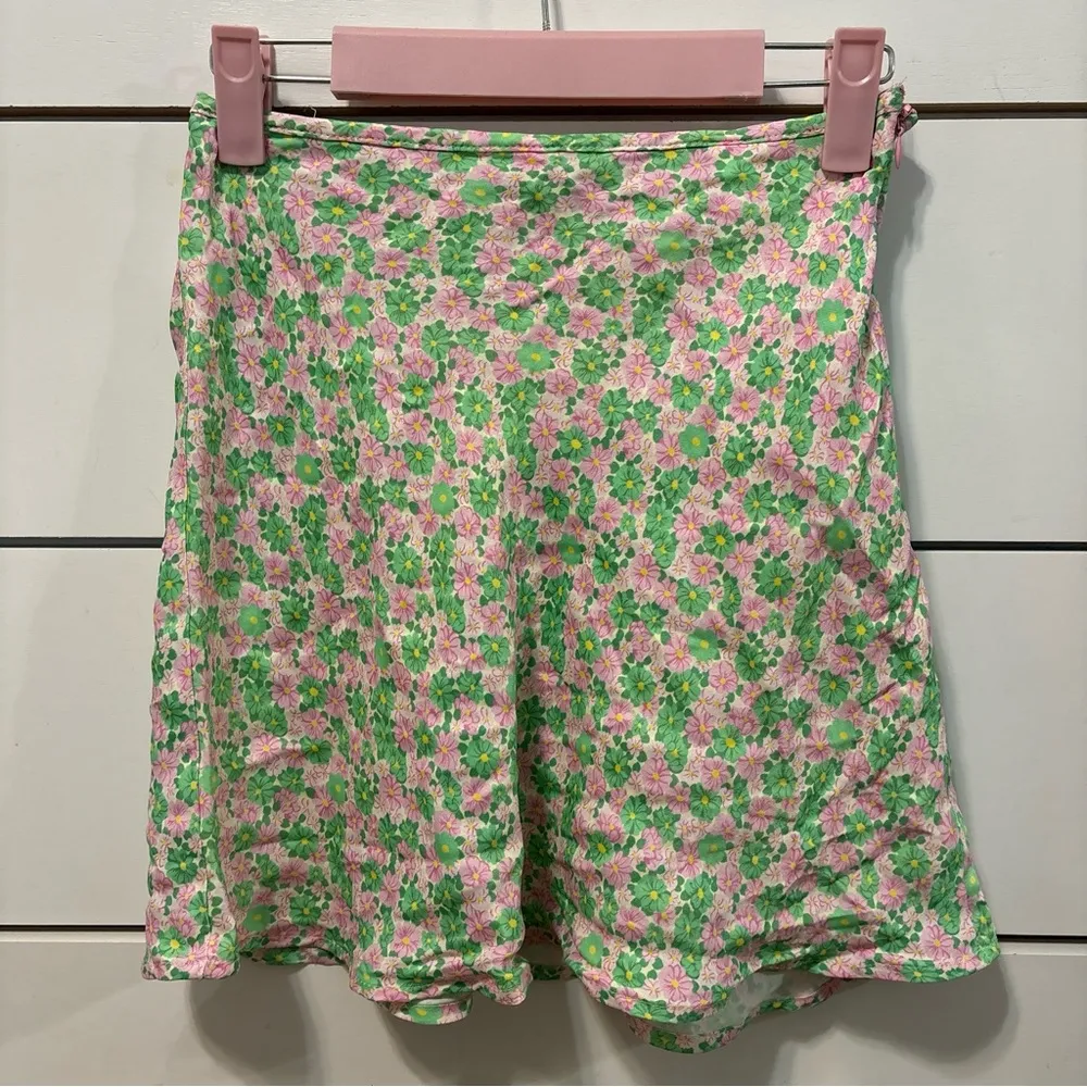 Zara Green & Pink Floral Mini Skirt - Image 4