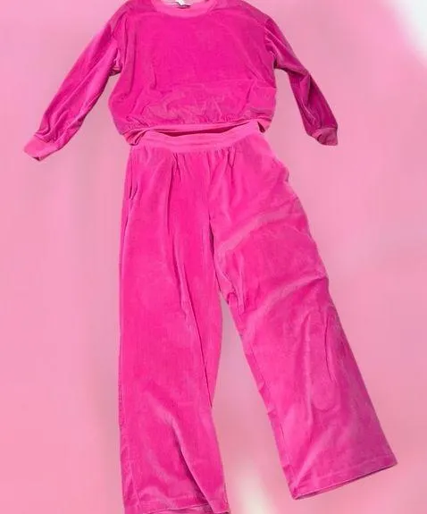 Women's Pink Velour Lounge Set Size M Long Sleeve Top & Pants Casual Size M - Image 2