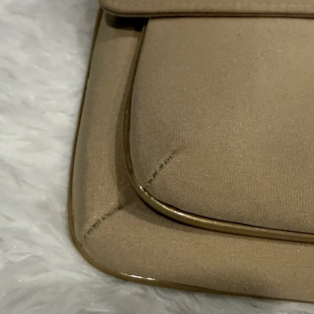 Stuart Weitzman Tan Shoulder Bag - Image 4