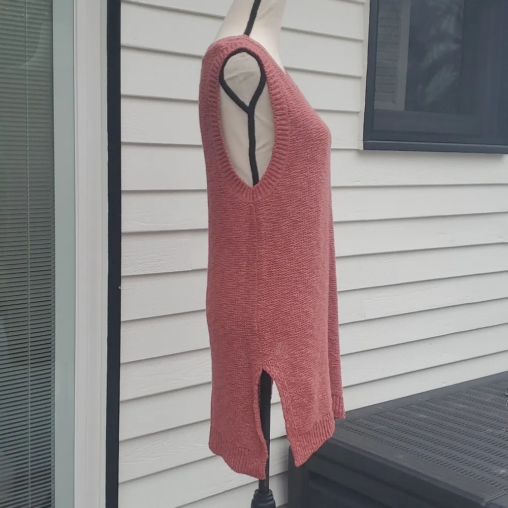 NWT Loft Sleeveless Tunic Sweater Vest - Image 3