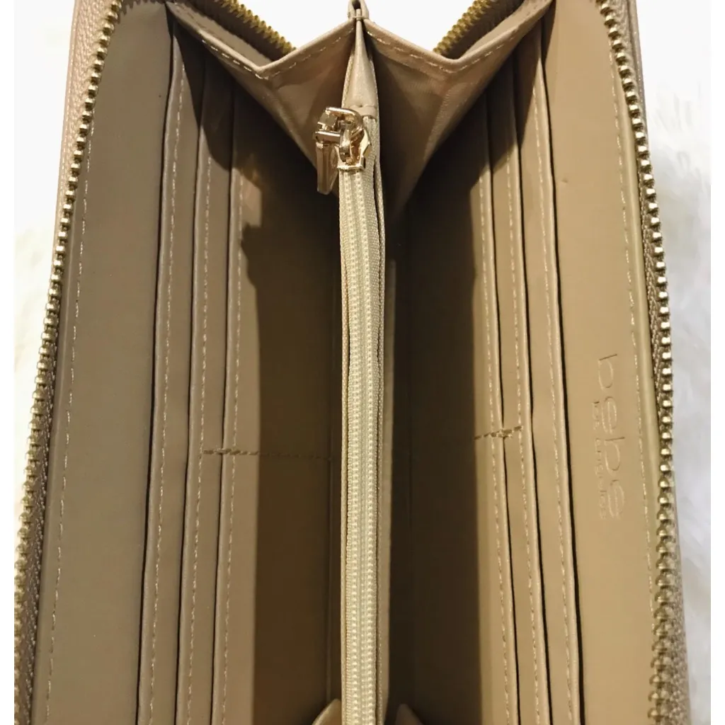 bebe Gianna Zip Around Wristlet in Tan Pebbled Vegan Saffiano 4” x 7.5” x 1.5” - Image 6