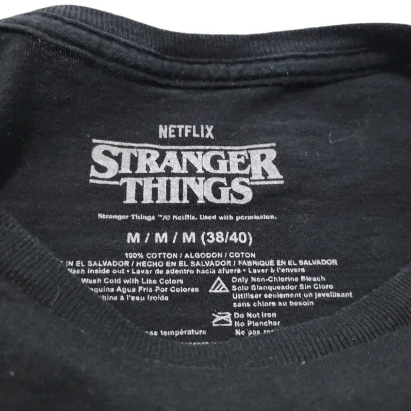 Netflix  Stranger Things Shirt Size Medium Evil "Hellfire Club" Graphic Print Tee Unisex T-shirt - Image 5