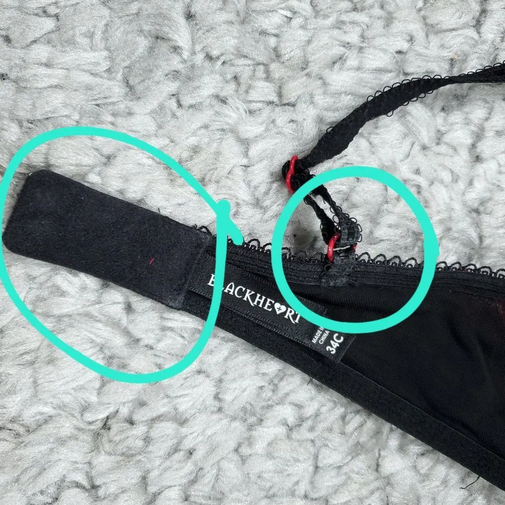 Blackheart Hot Topic Daring Plunge Bra Lined Seamed Underwire Black Red Size 34C - Image 5