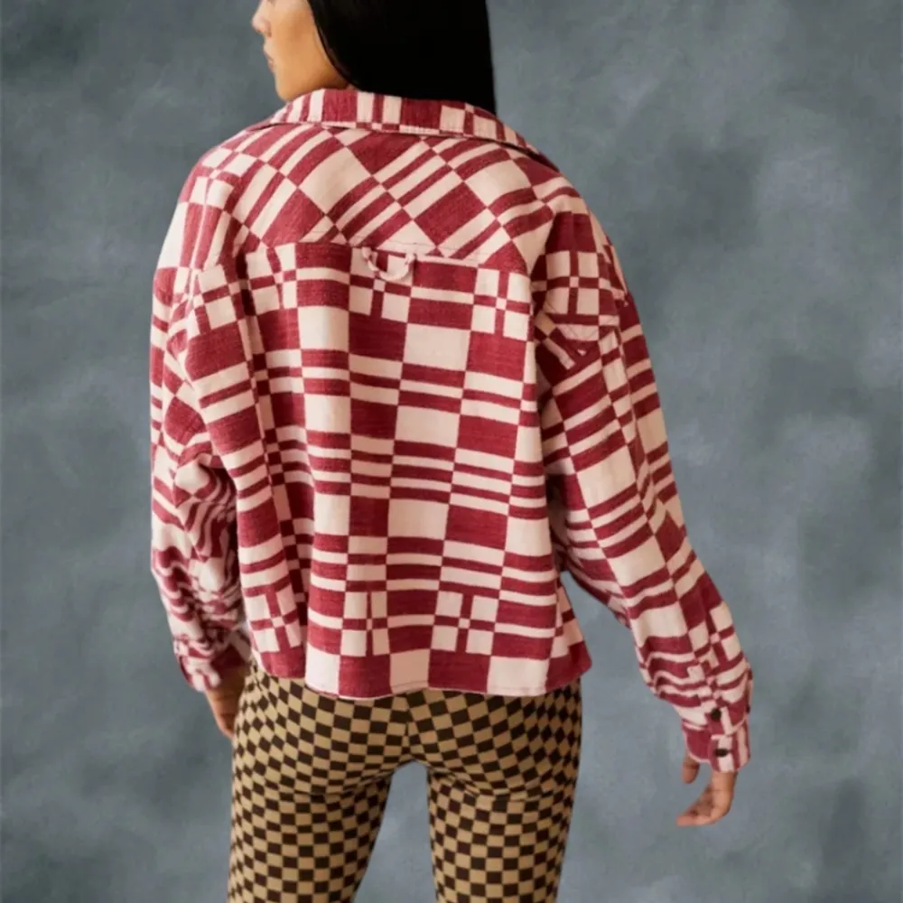 UO BDG Caleb Red & White Loose Boxy Fit Cropped Flannel Shirt Size Small - Image 2