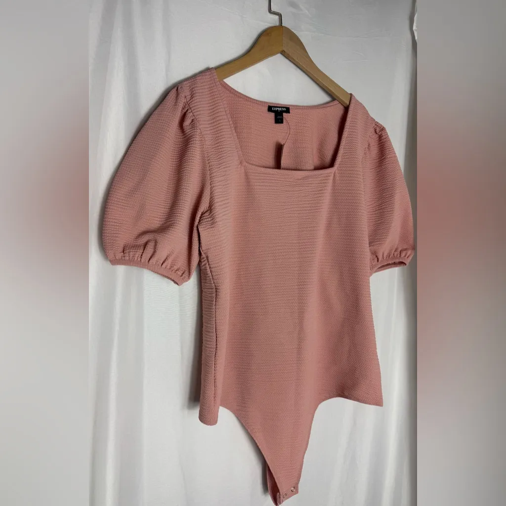 Express Women's Pink Puff Sleeve Bodysuit thong casual effortless NWT Large - Image 5