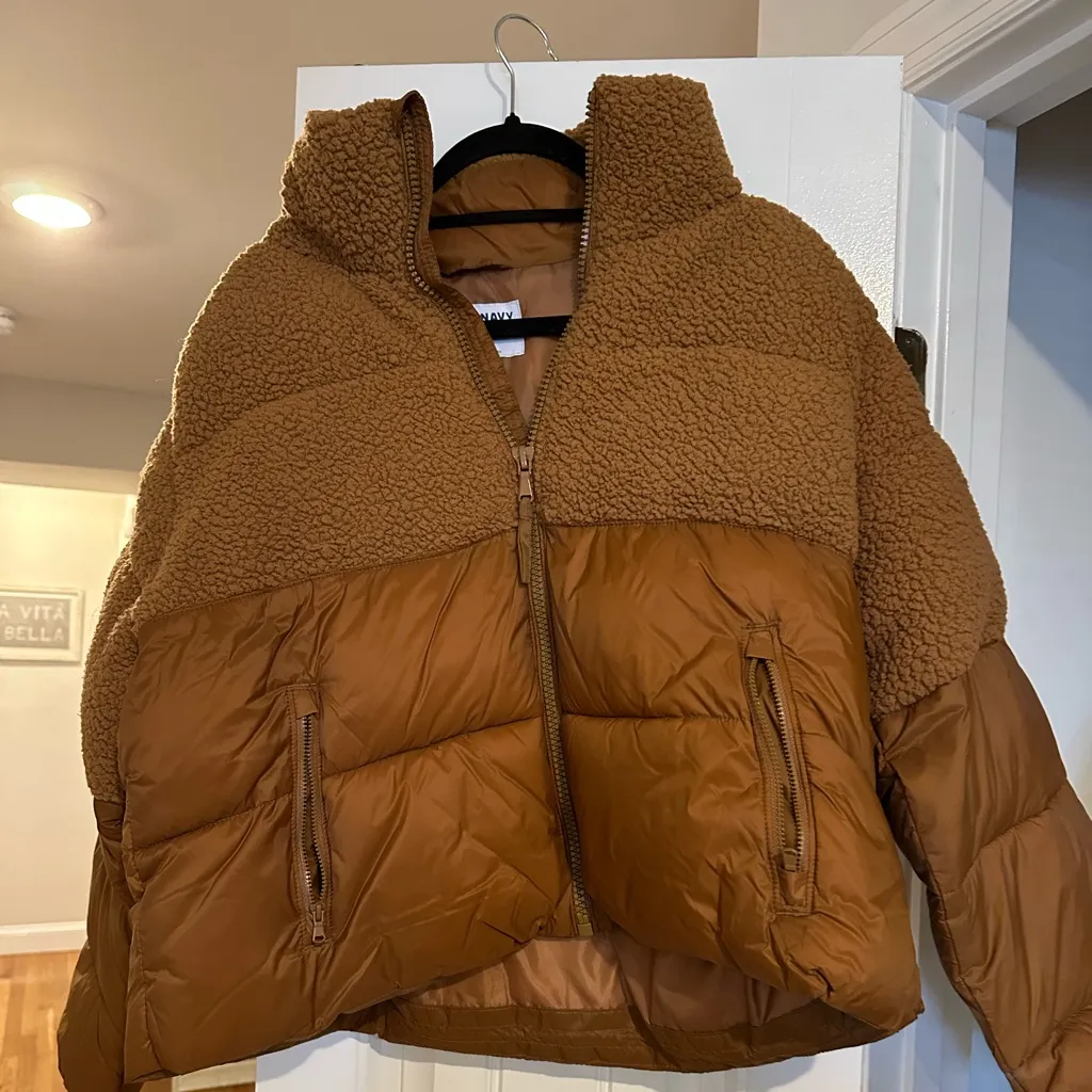 Old navy teddy puffer - Image 3