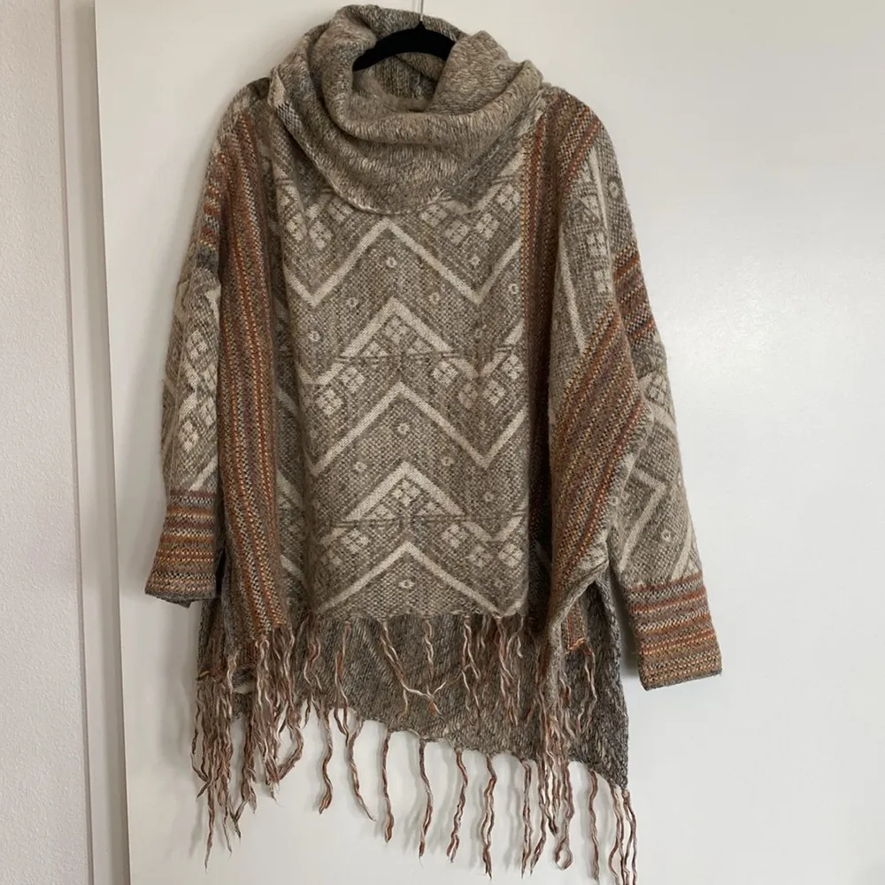 Free People be the one cowl neck fringe sweater tan beige multicolor large - Image 3