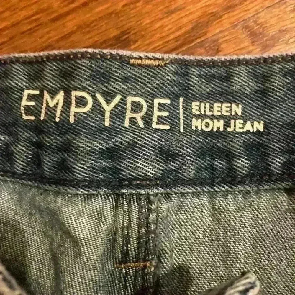 Empyre Eileen Checkered Striped Medium Wash Mom Jeans Size 0 Zumiez Distressed - Image 9