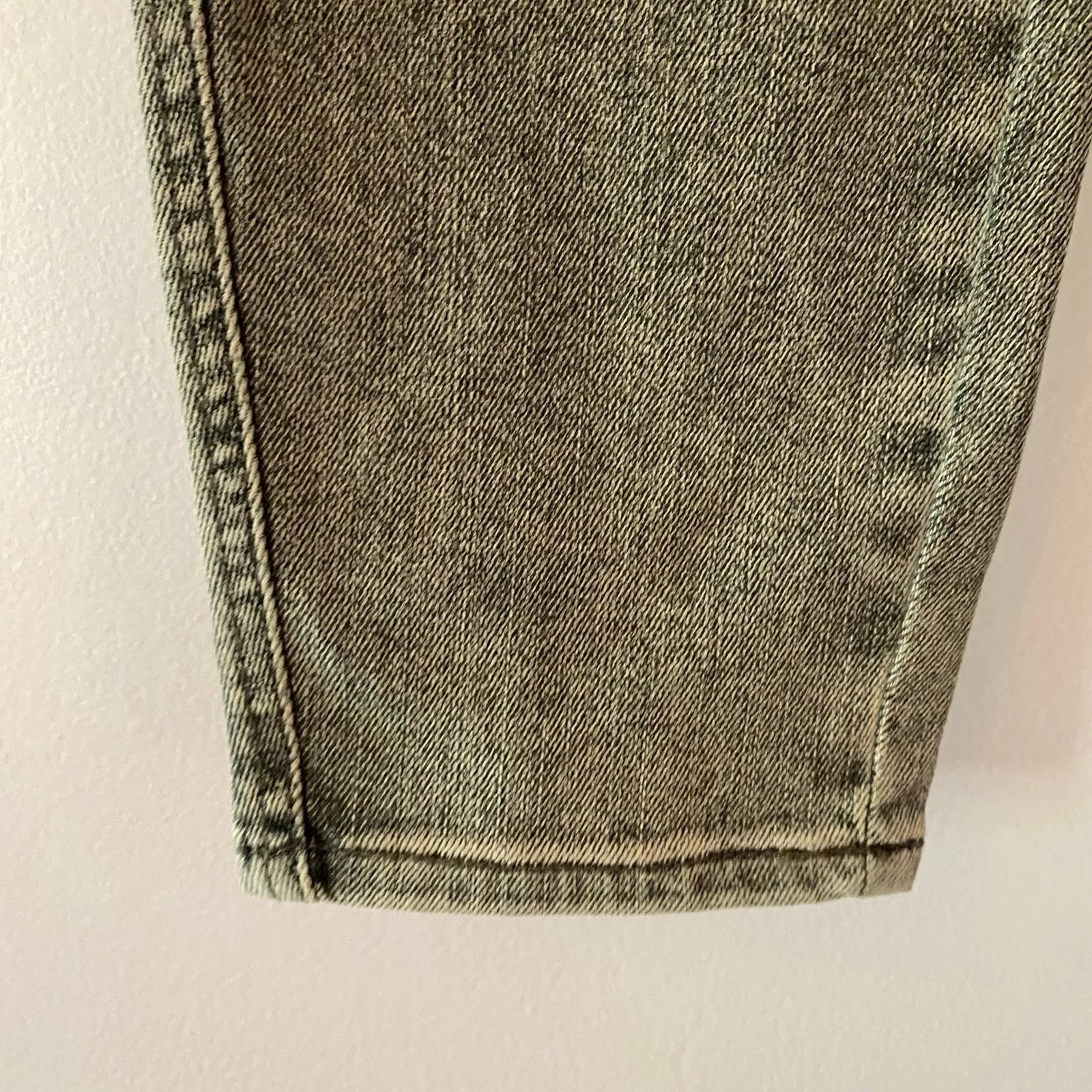 NWT Judy Blue Skinny Fit Mid Rise Gray Wash Jeans Tummy Control Women's 13 / 31 - Image 8