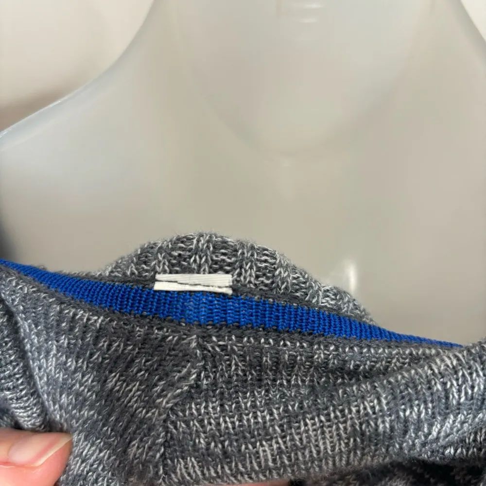 Lululemon Peace of Mind Gray Hooded Cardigan Wrap
Sweater size 6 - Image 6