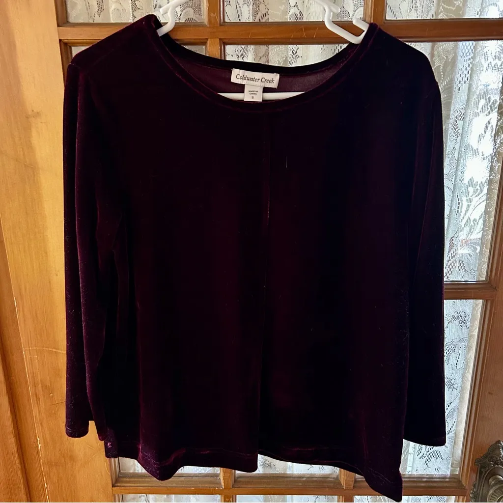 NWT Coldwater Creek Velvet Velour Top Women’s Small Wine Red 3/4 Sleeve Holiday - Image 2