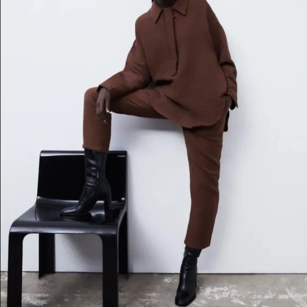 Zara Textured Pats - Image 7