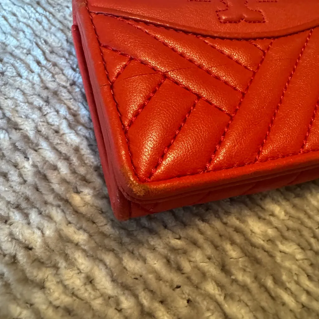 Tory Burch Scarlet Quilted Card Case - Image 4