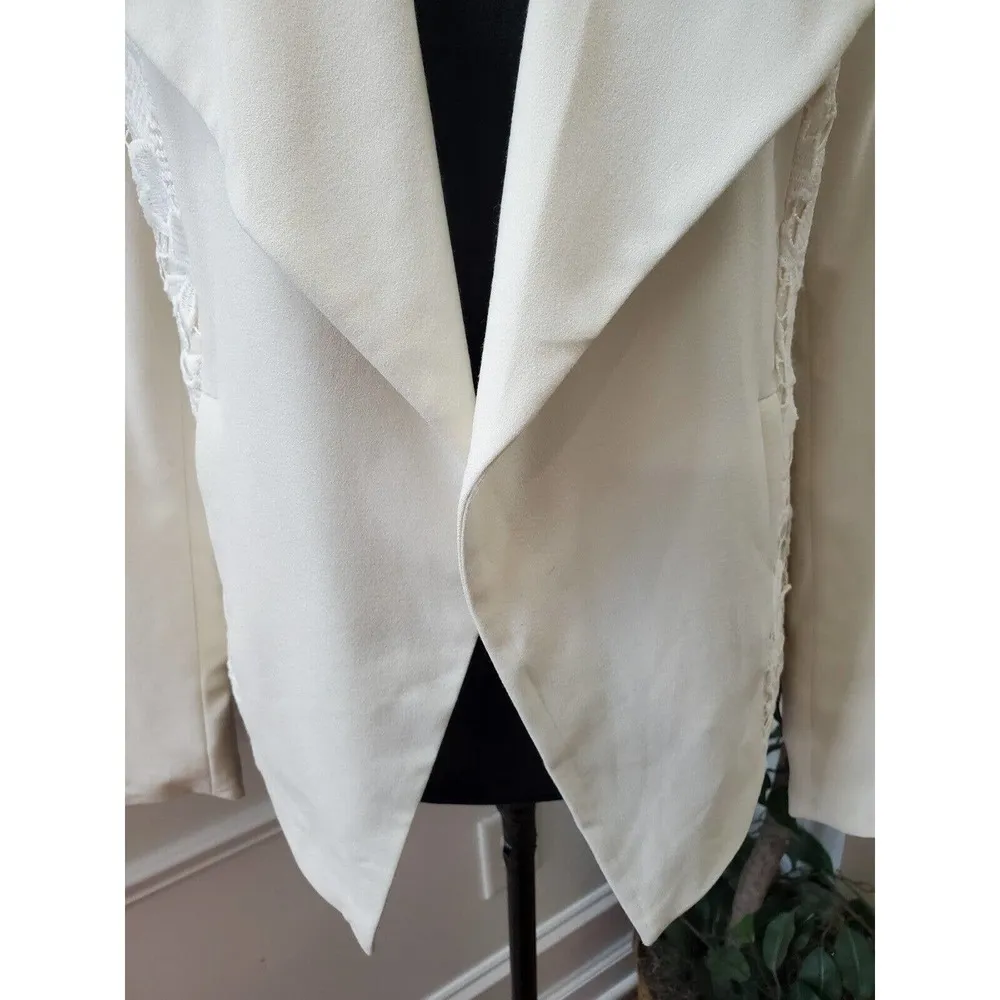 Kensie Women's White Polyester Long Sleeve Open Front Jacket Blazer Size Medium - Image 3