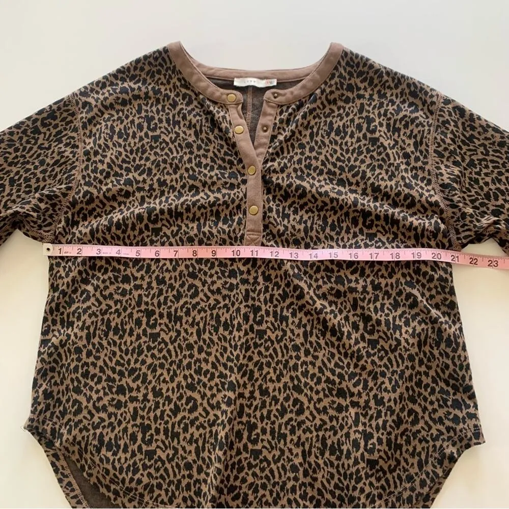 Lush Leopard Print Curved Hem Oversized 3/4 Length Sleeve Shirt Small - Image 5