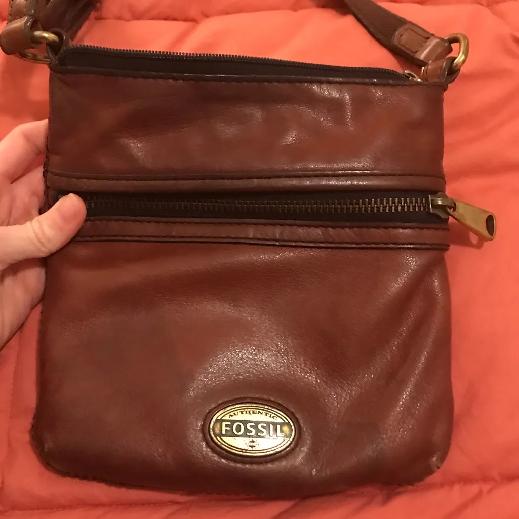 Fossil COPY - Authentic  Cross-Body - Image 2