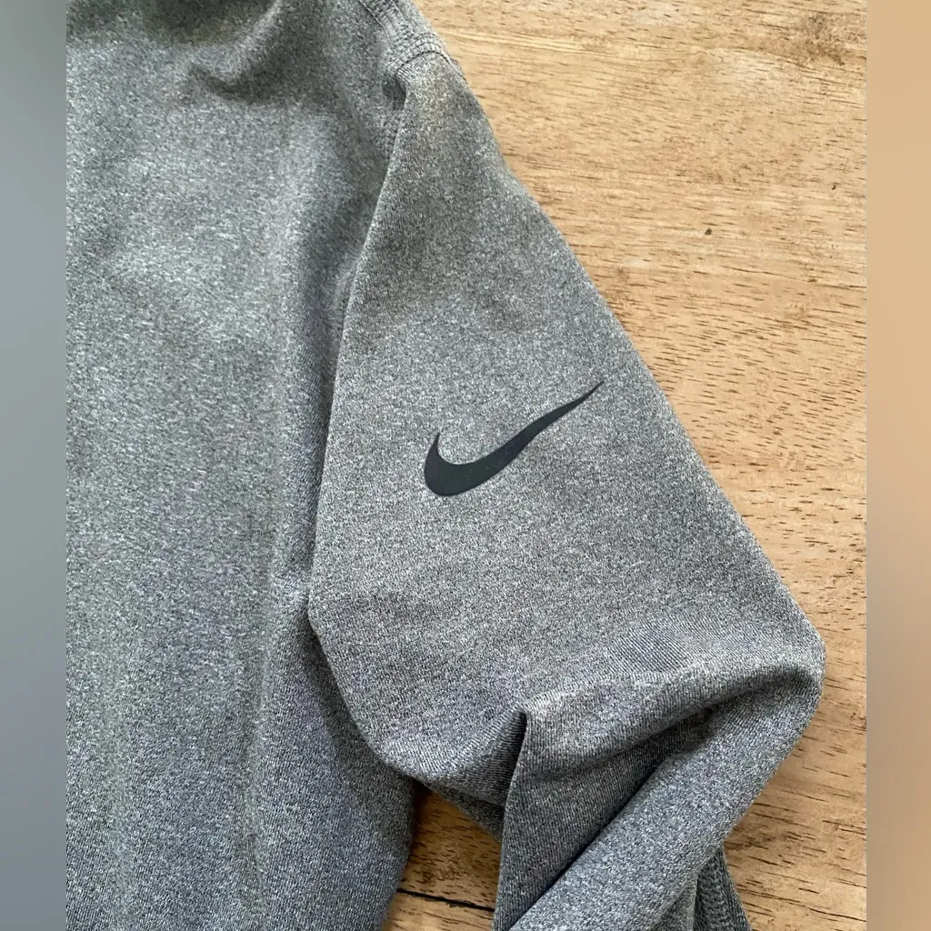 Nike Pro Dri Fit Hyperwarm Women’s Sz XL‎ Gray Fitted Half Zip 3.0 Pullover - Image 7
