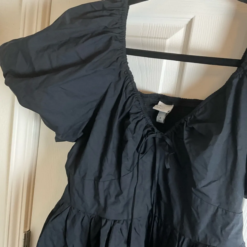 A New Day Woman’s Black Puff Sleeve with pockets Dress size medium - Image 3