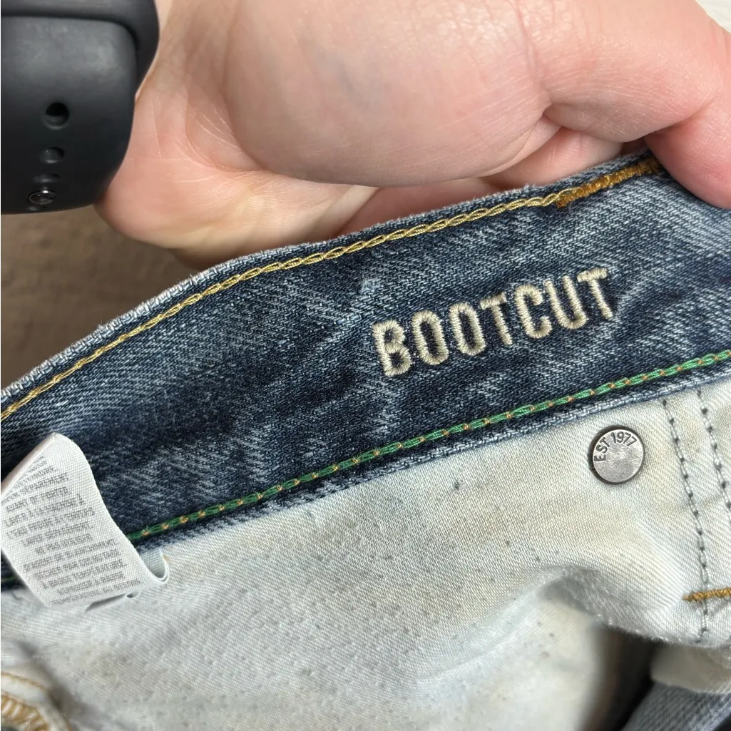 American Eagle Outfitters Casual Denim Distressed Summer Minimalist Shorts Sz 34 - Image 8