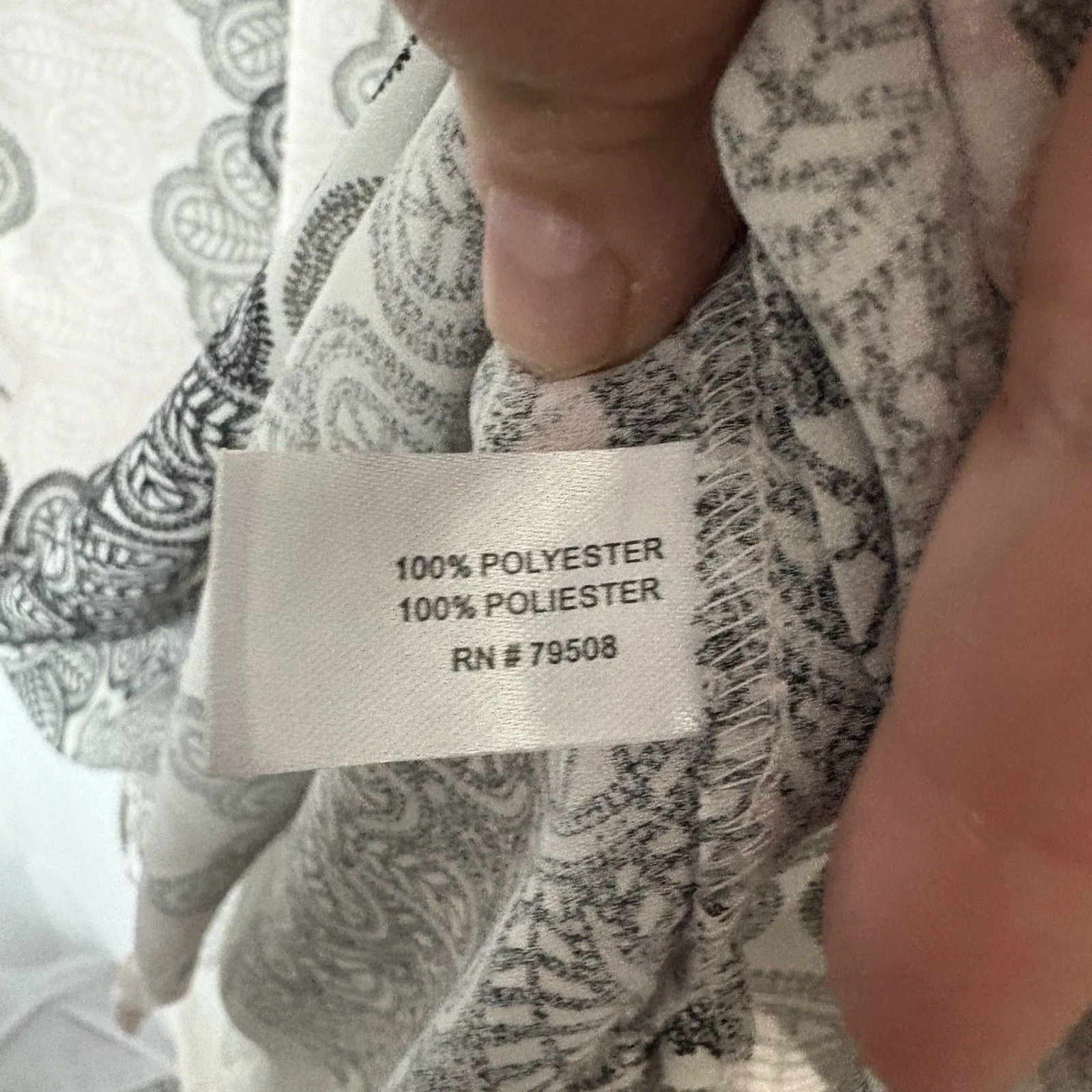 VIOLET + CLAIRE Gray Pink Black Crochet Floral Design Top Size 2X V-Neck 3/4 Slv - Image 6