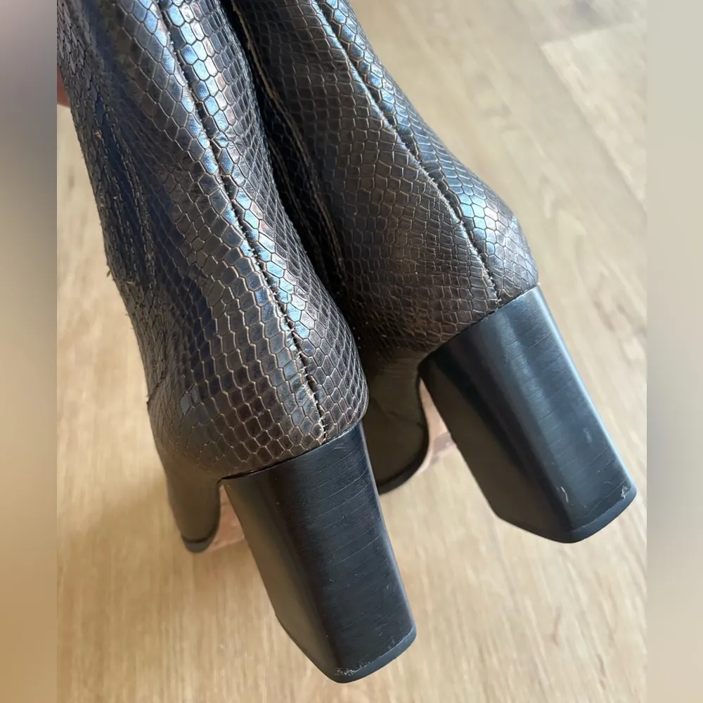 Paige Frankie Snake Skin Embossed Block Heel Booties Women’s Size 6.5 - Image 6