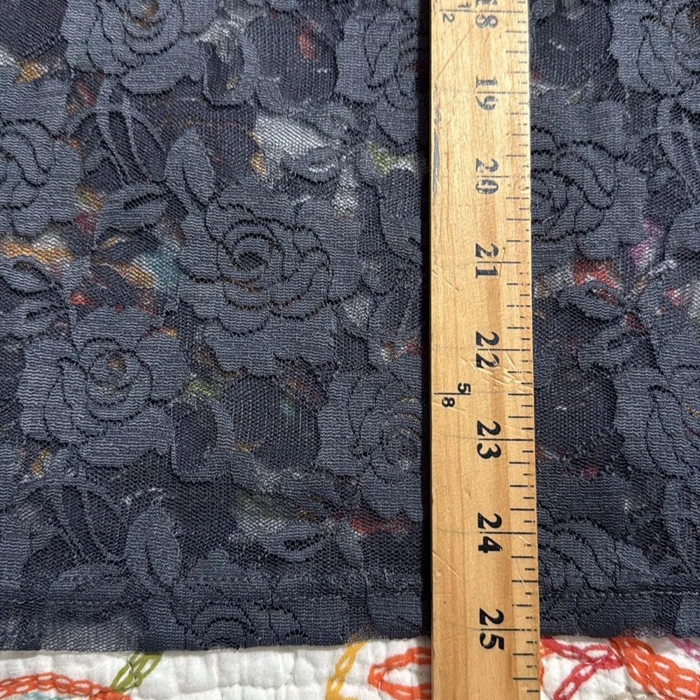 Feathers women’s size 3X lacy floral sheer pullover long sleeve grey top dressy Gray - Image 4