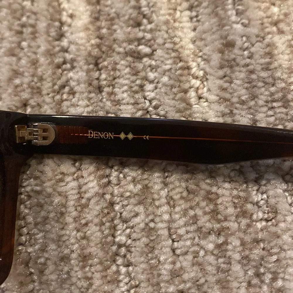 denon amit 24 brown sunglasses - Image 6