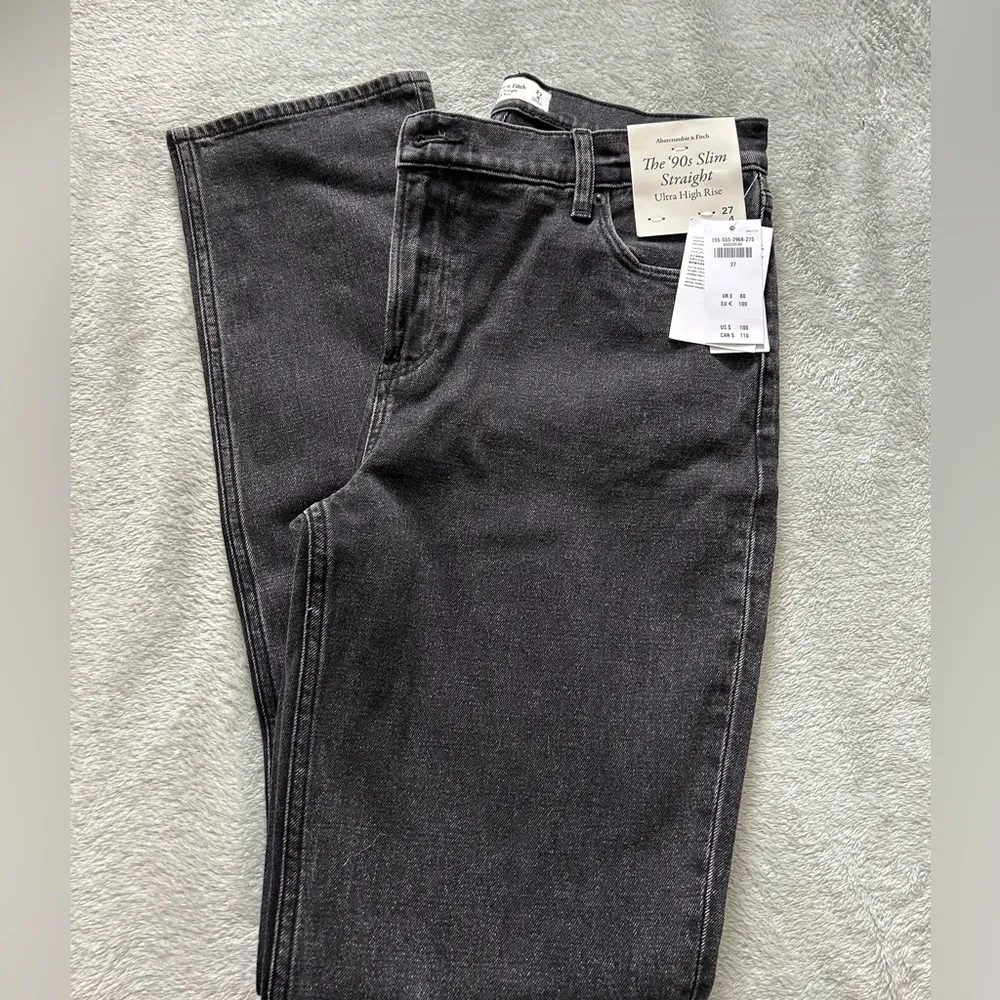 Ultra High Rise 90s Slim Straight Jean - Image 3