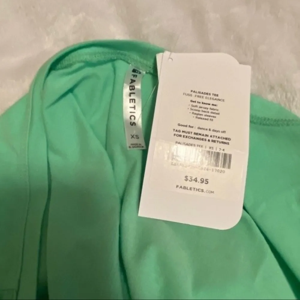 Fabletics  Shamrock Palisades Tee XS - Image 7