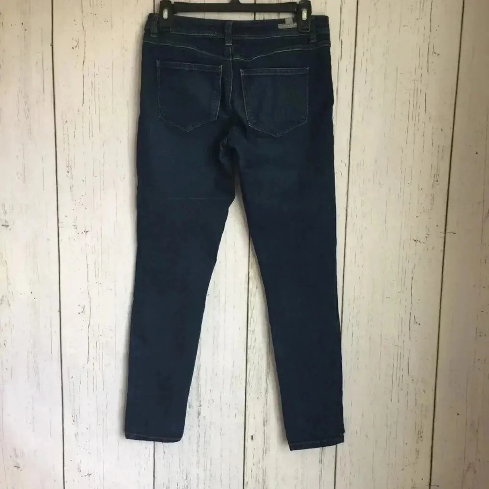 LC Lauren Conrad midrise dark wash skinny jeans size 4 - Image 4