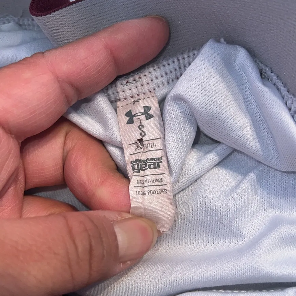 Under Armour Shorts Womens Small Running Athletic Lined Activewear Red Gray - Image 4