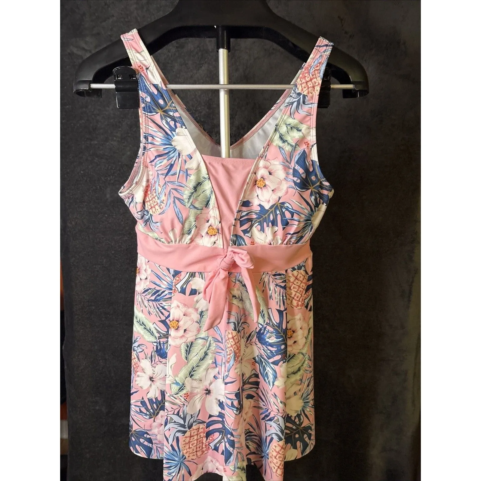Shein Women's Tankini Size M Pink White Floral Pattern - Image 7