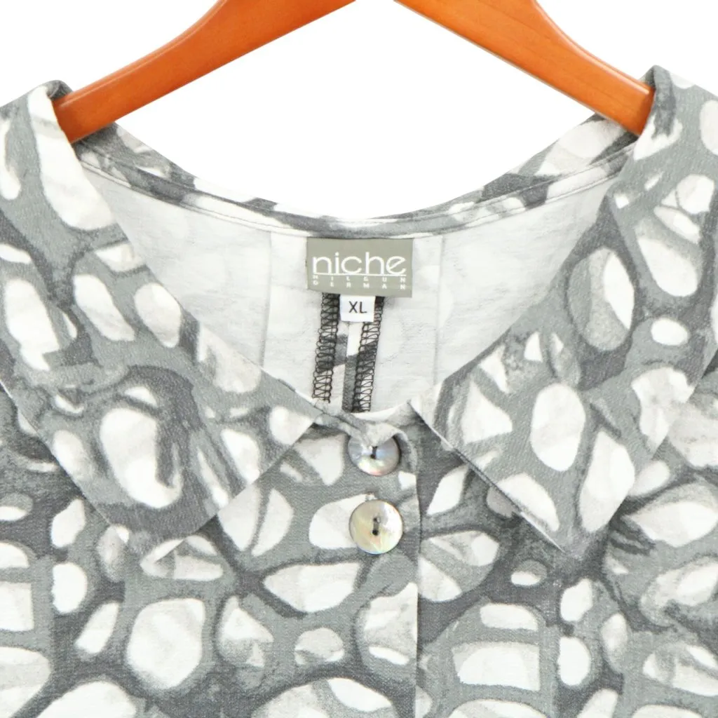 Niche Nilgun Derman Gray White Abstract Print Lagenlook Tunic Top XL - Image 2
