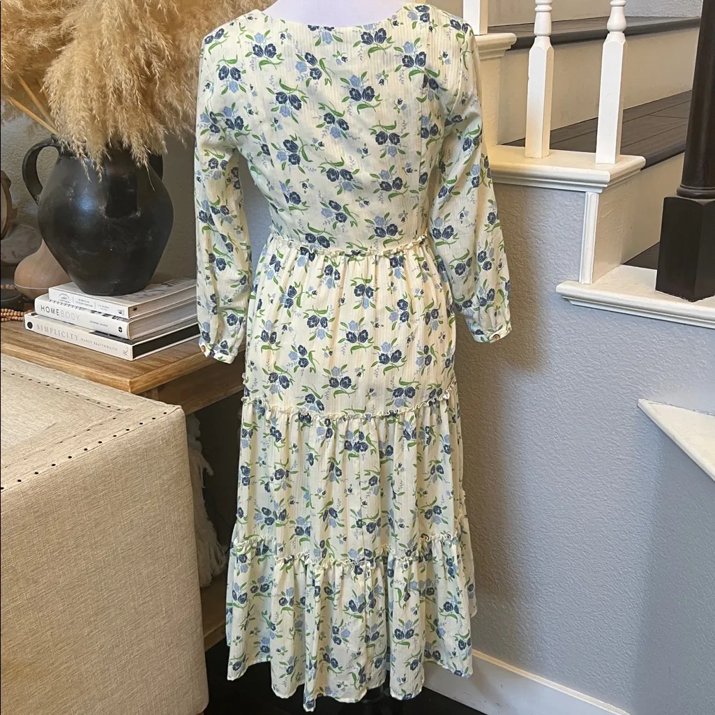 SWEET BABY JAMIE White and Blue Floral Tiered Dress Size Small - Image 7