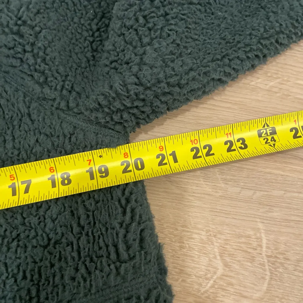 Sonoma Women's Deep Green Teddy Jacket - Image 7