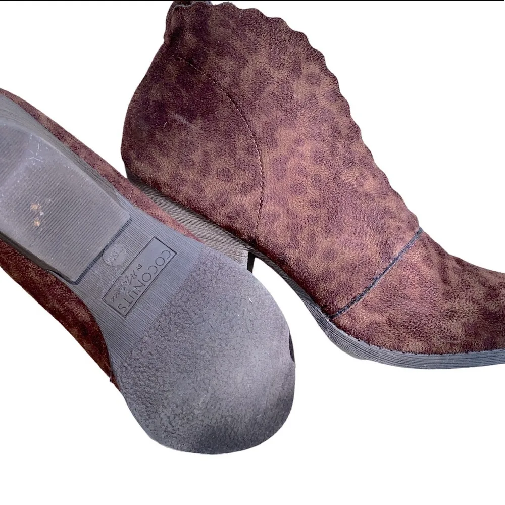 COCONUTS by Matisse Addie leopard print booties size 7 1/2 - Image 6