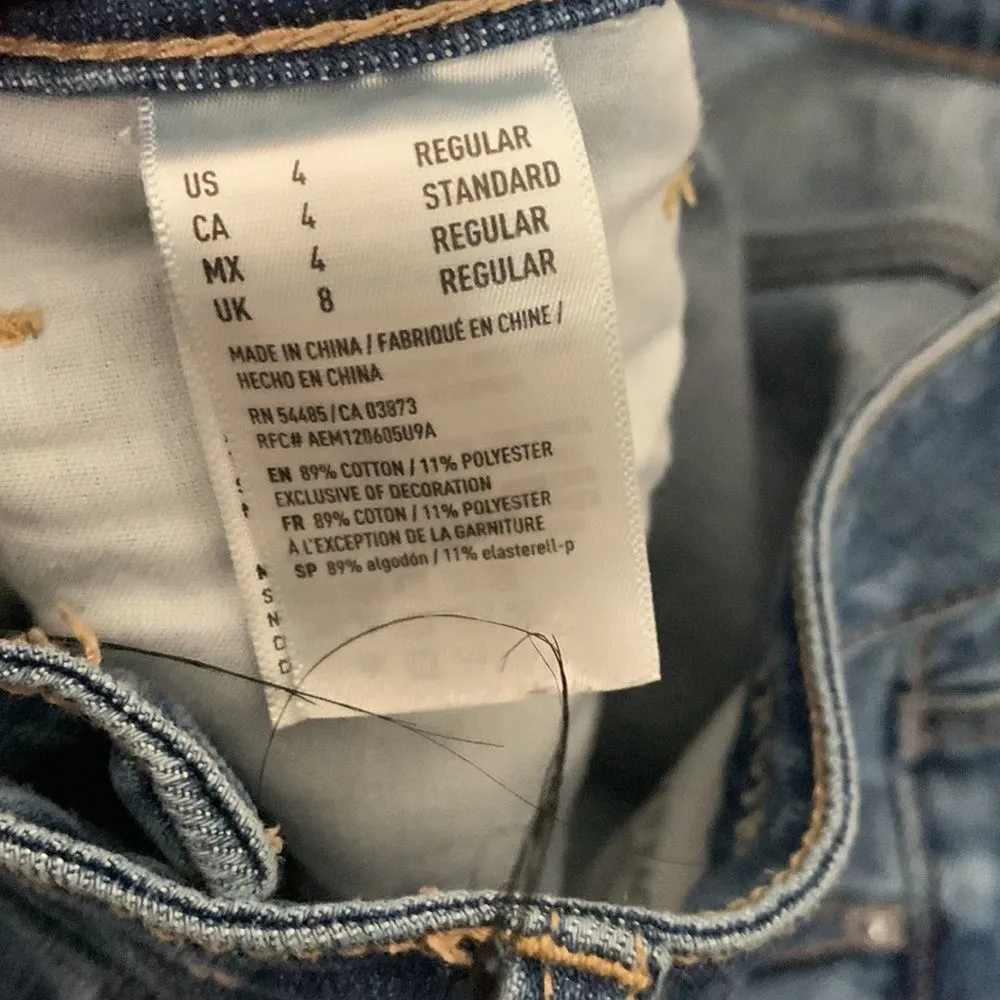 American Eagle Tomgirl ripped woman jean size 4 regular - Image 6