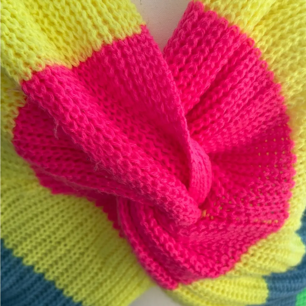 Women’s Twist Front Sweater Multiple Size L - Image 2