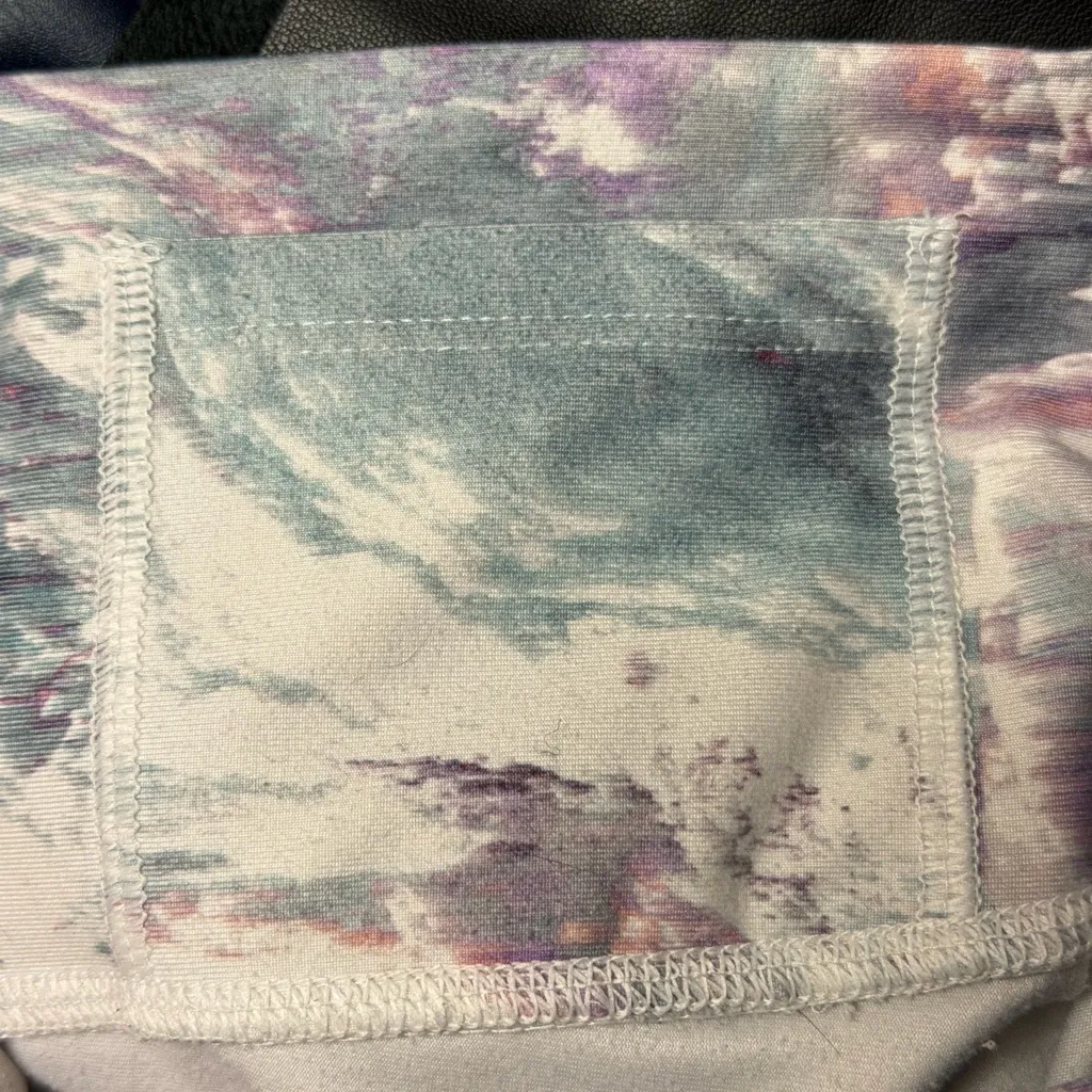 Fabletics High-Waisted PowerHold 7/8 legging pastel stratus Small compression - Image 9