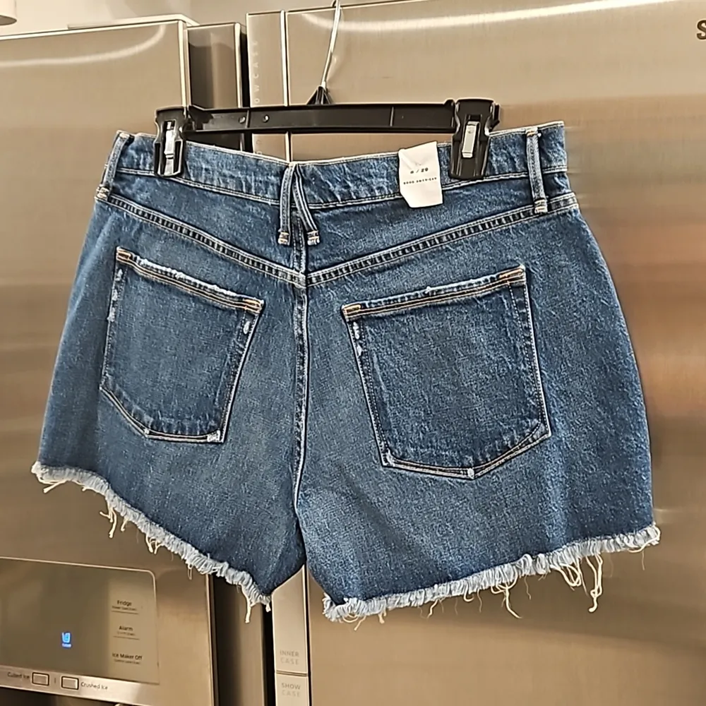 💕GOOD AMERICAN💕 Good '90s Cutoff Denim Shorts ~ High Rise Blue 645 8/29 NWT - Image 7