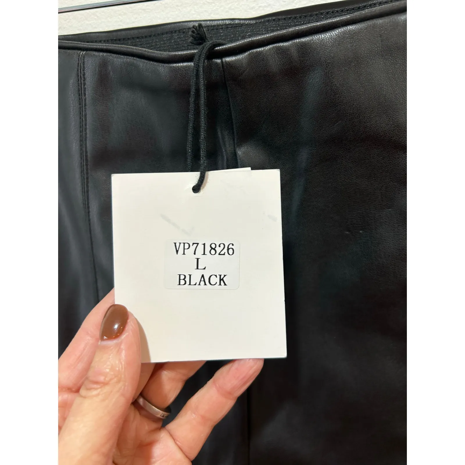 Very J faux leather pants NWT size L side zip skinny moto goth - Image 4